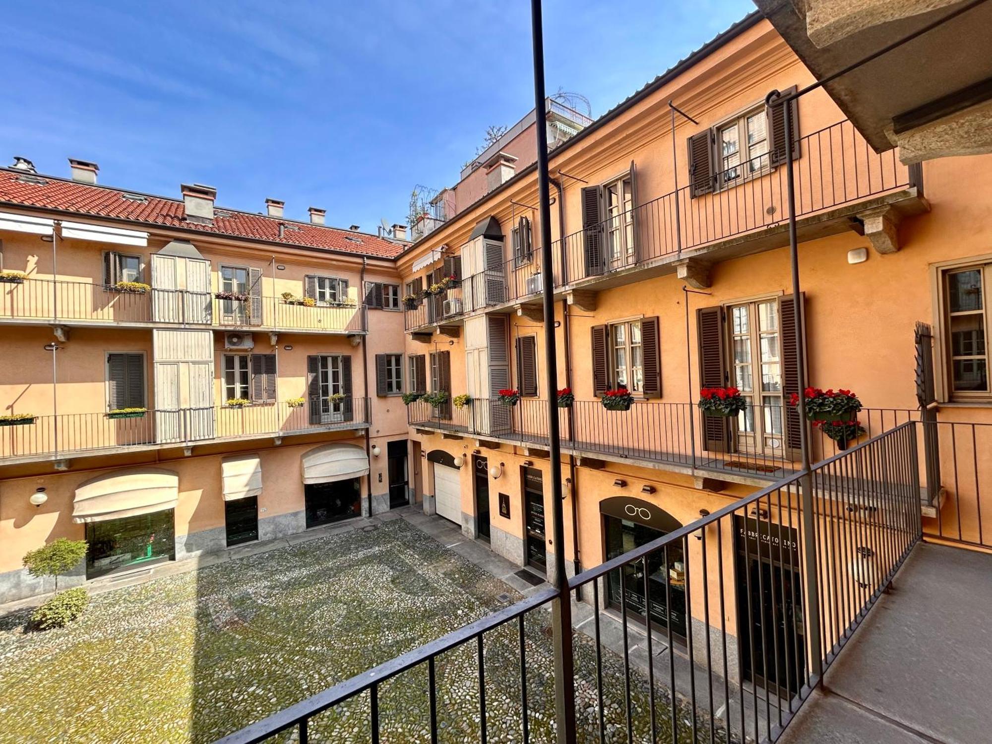 Elegante Appartamento Nel Centro Storico Di Torino Zewnętrze zdjęcie